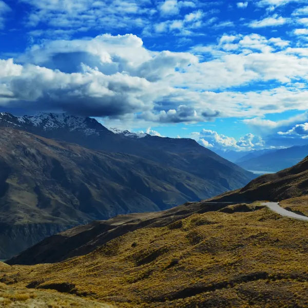 A One Week Itinerary for Road Tripping New Zealand's South Island