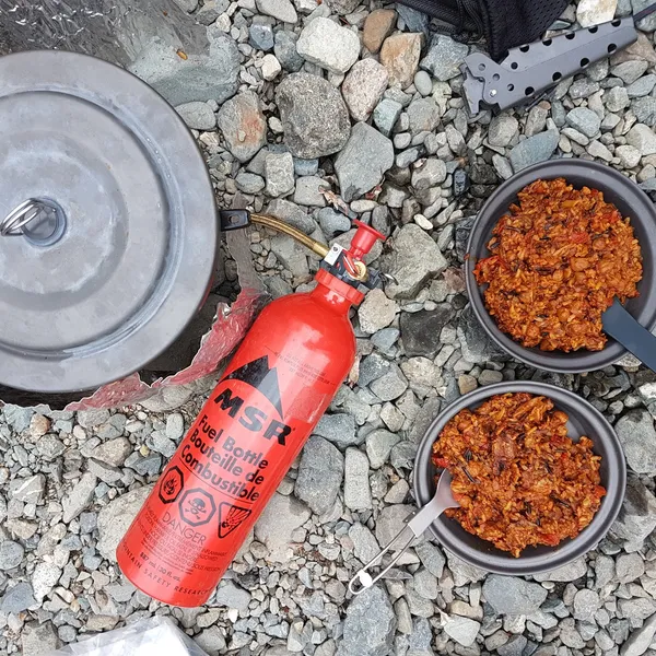 How to Prepare Food for Friends on Multi-Day Treks