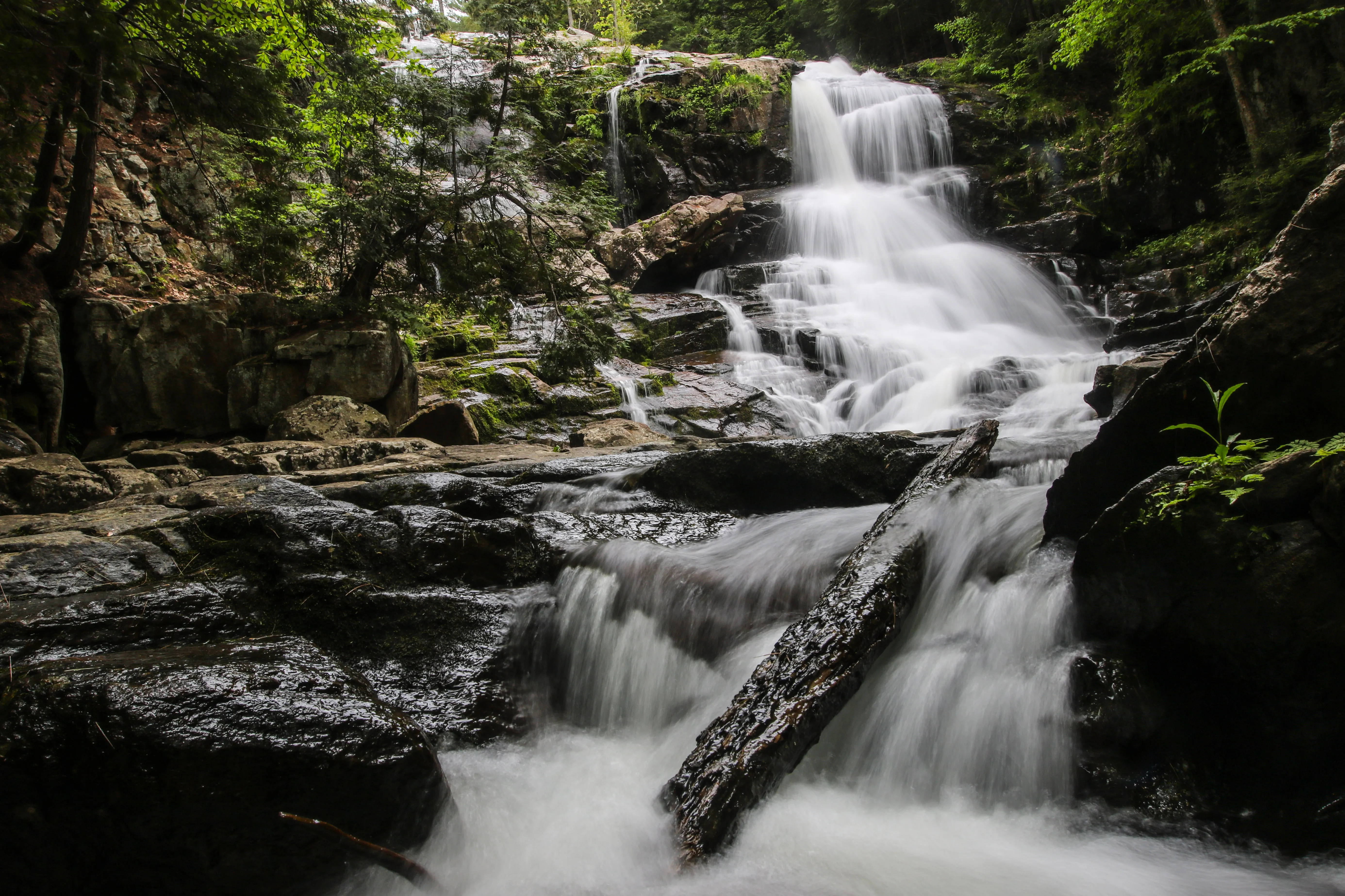 Shelving Rock Falls