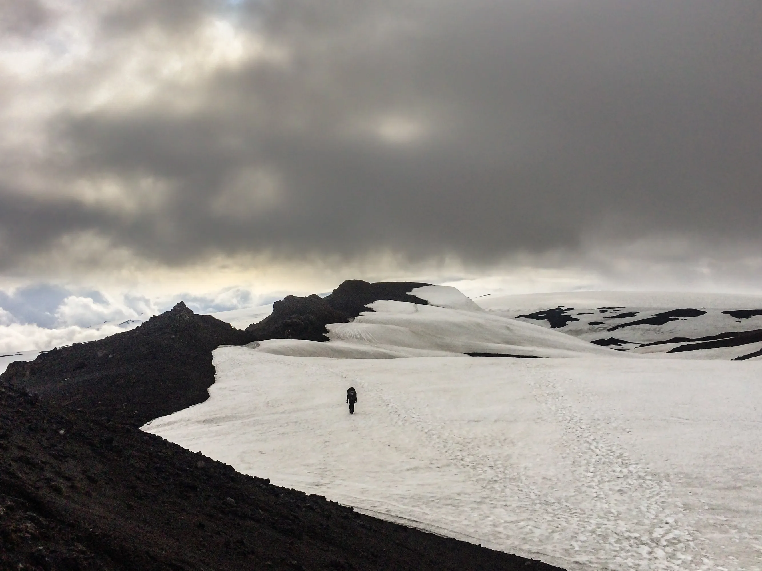 Backpack the Laugavegur Trail: Þórsmörk to Skógar