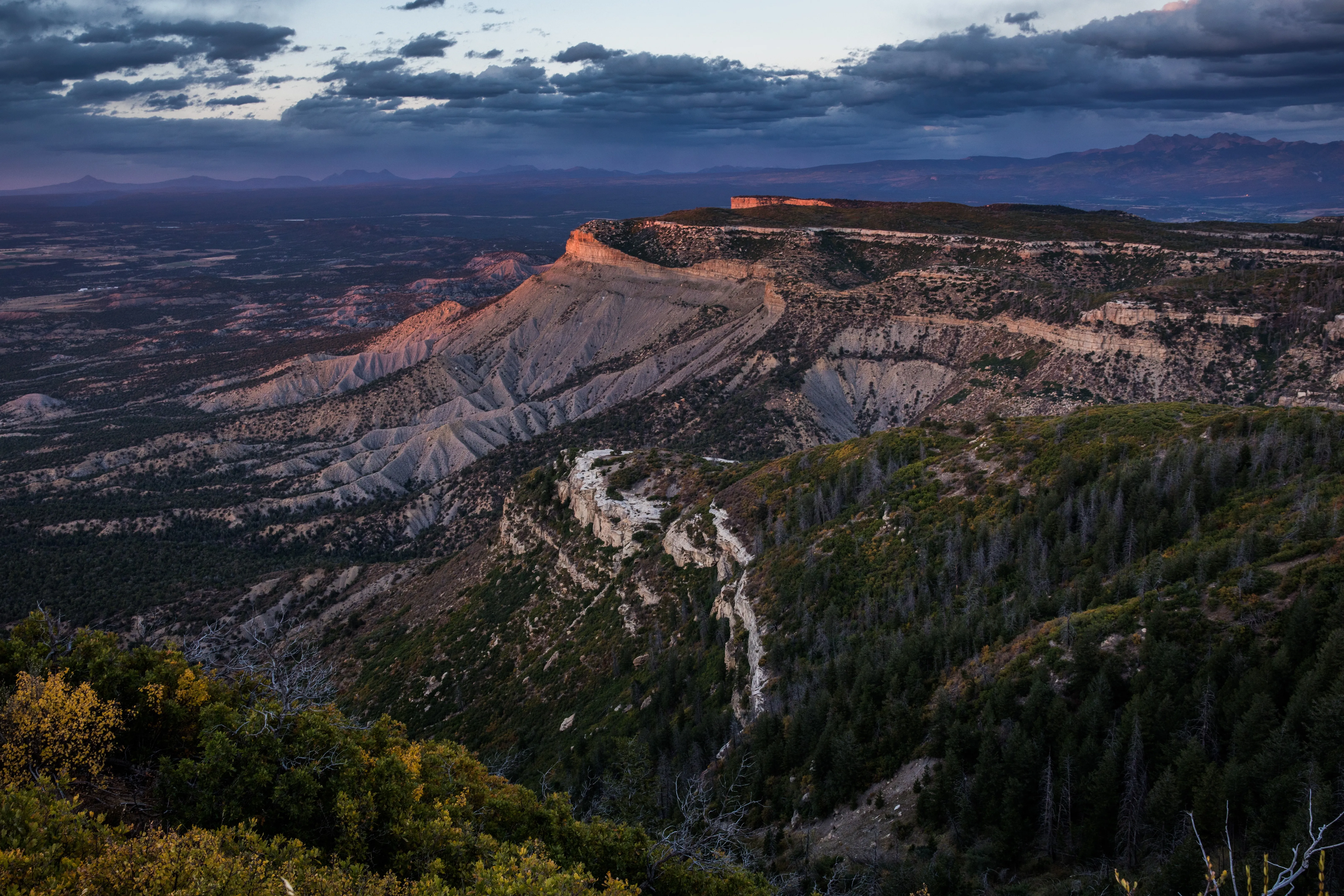 Explore Park Point in Mesa Verde National Park 