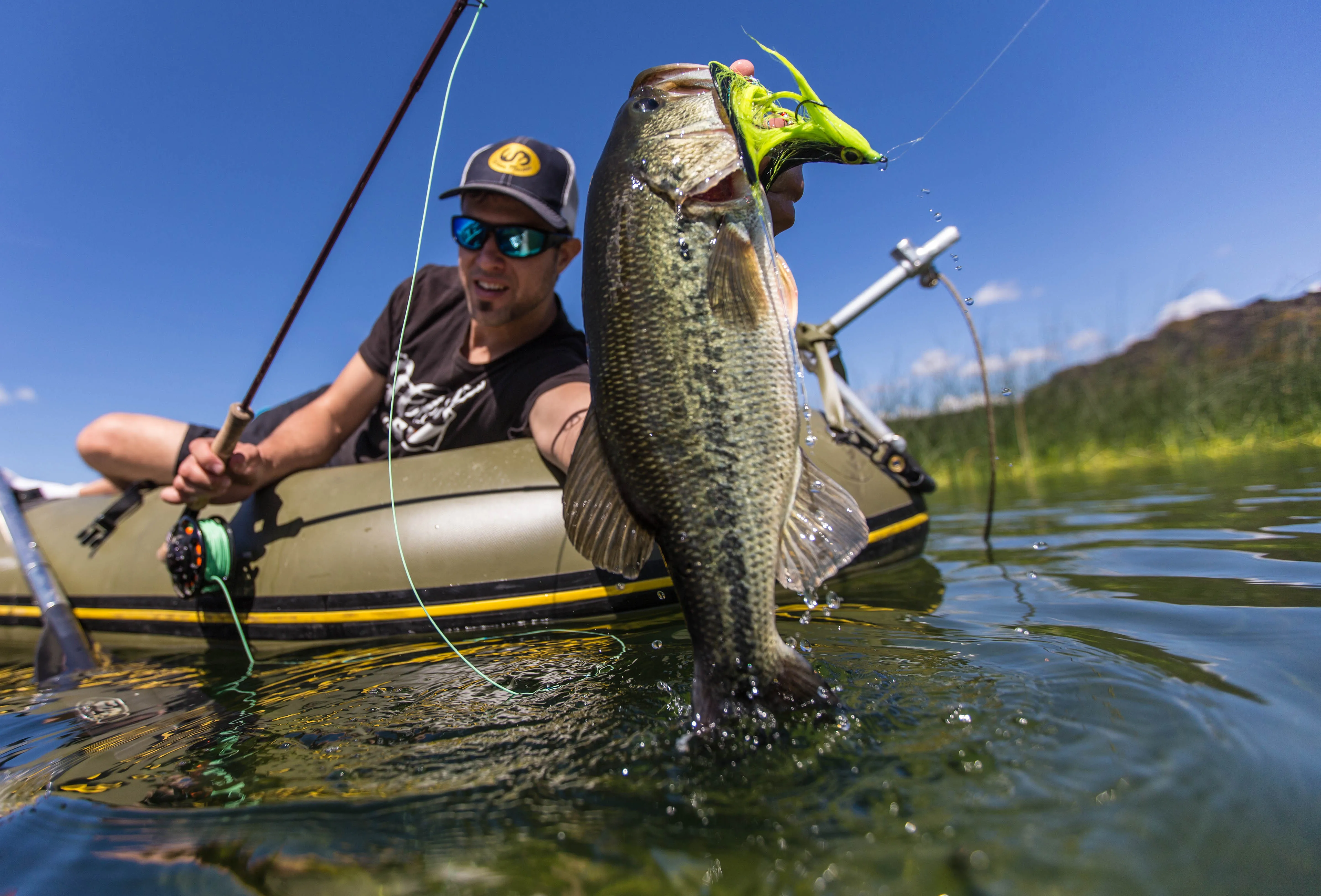 Fly Fish on Davis Lake 