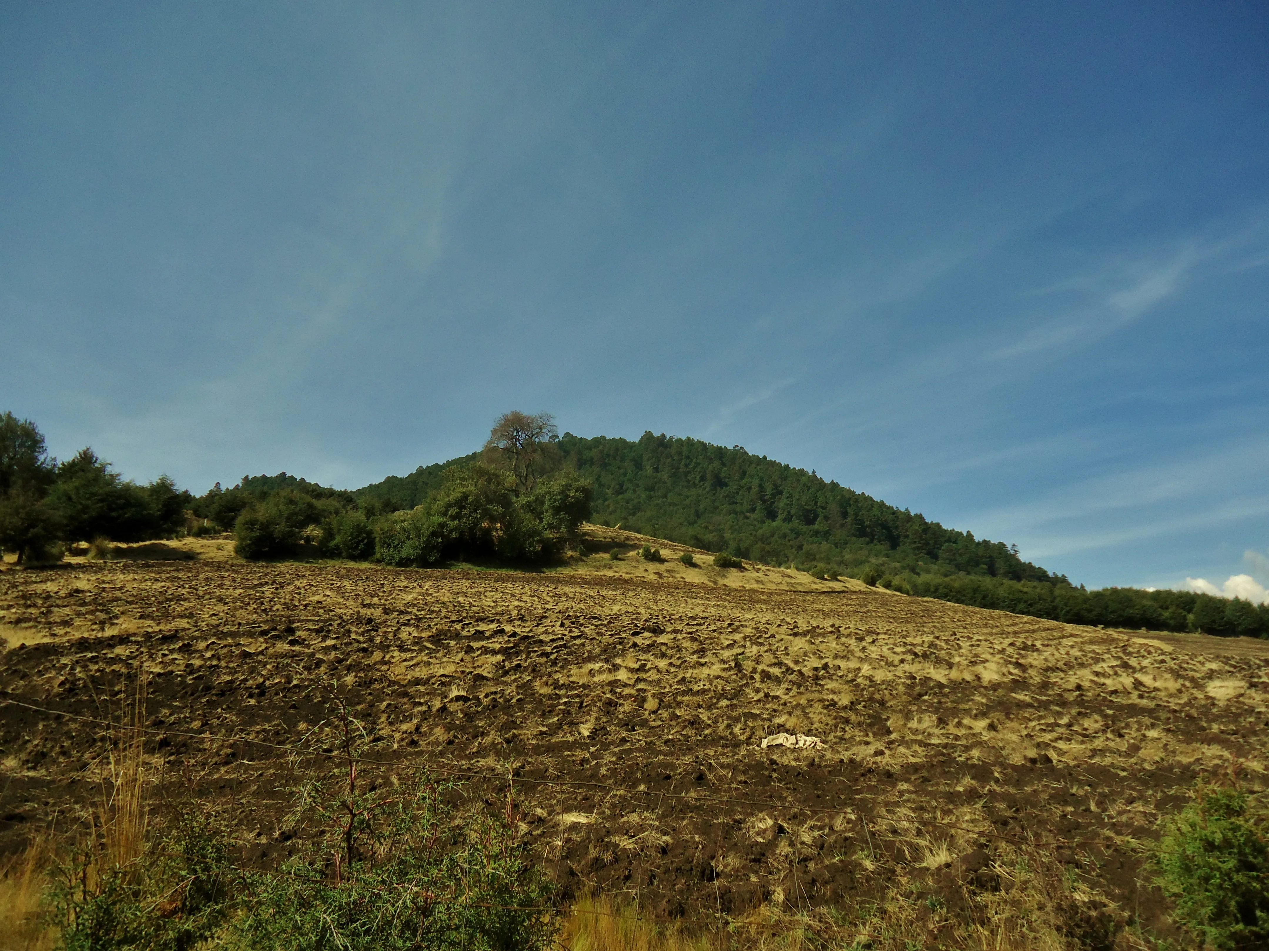 Hiking to Chichinautzin Volcano