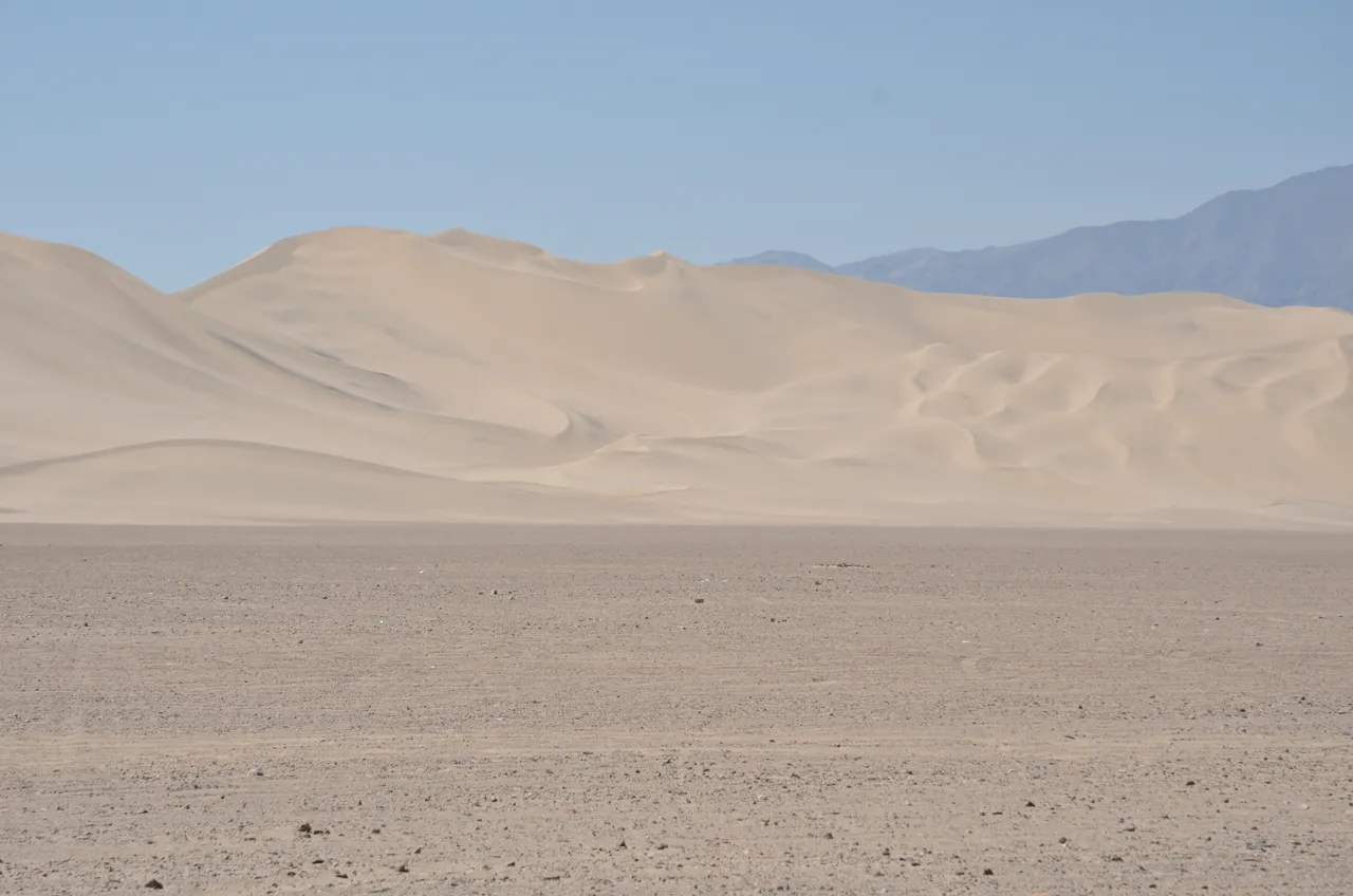 Hike around the Dumont Dunes