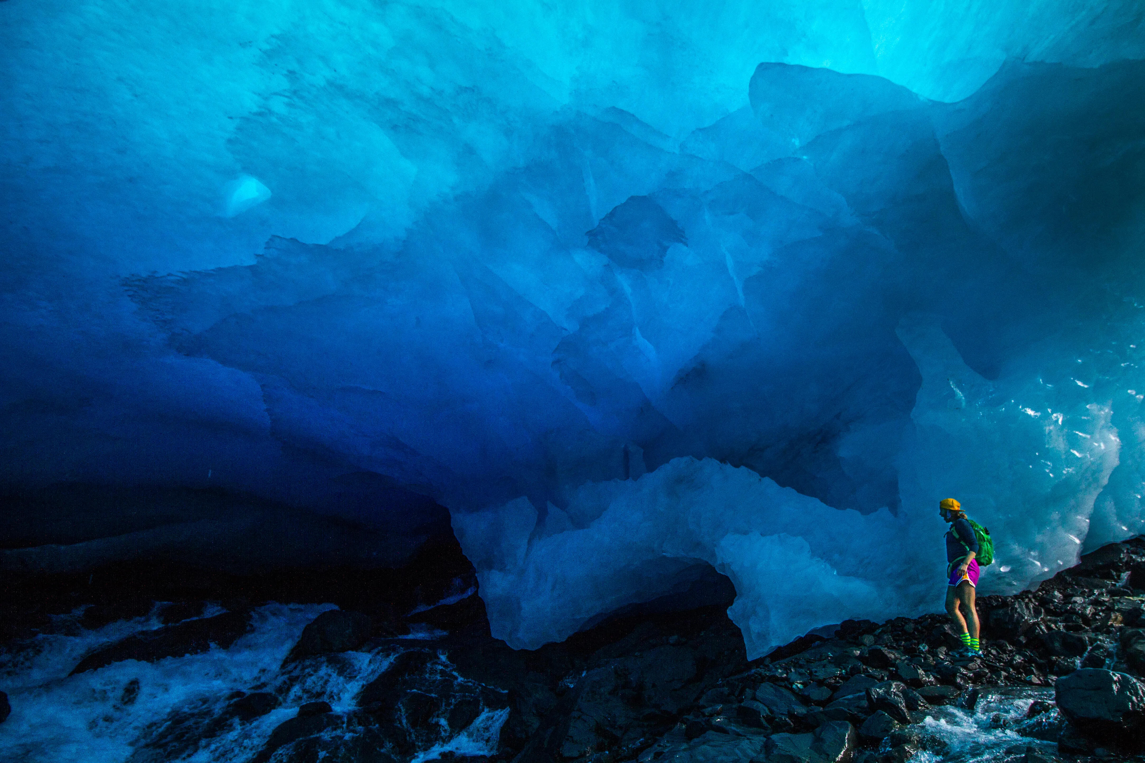 Hike Byron Glacier
