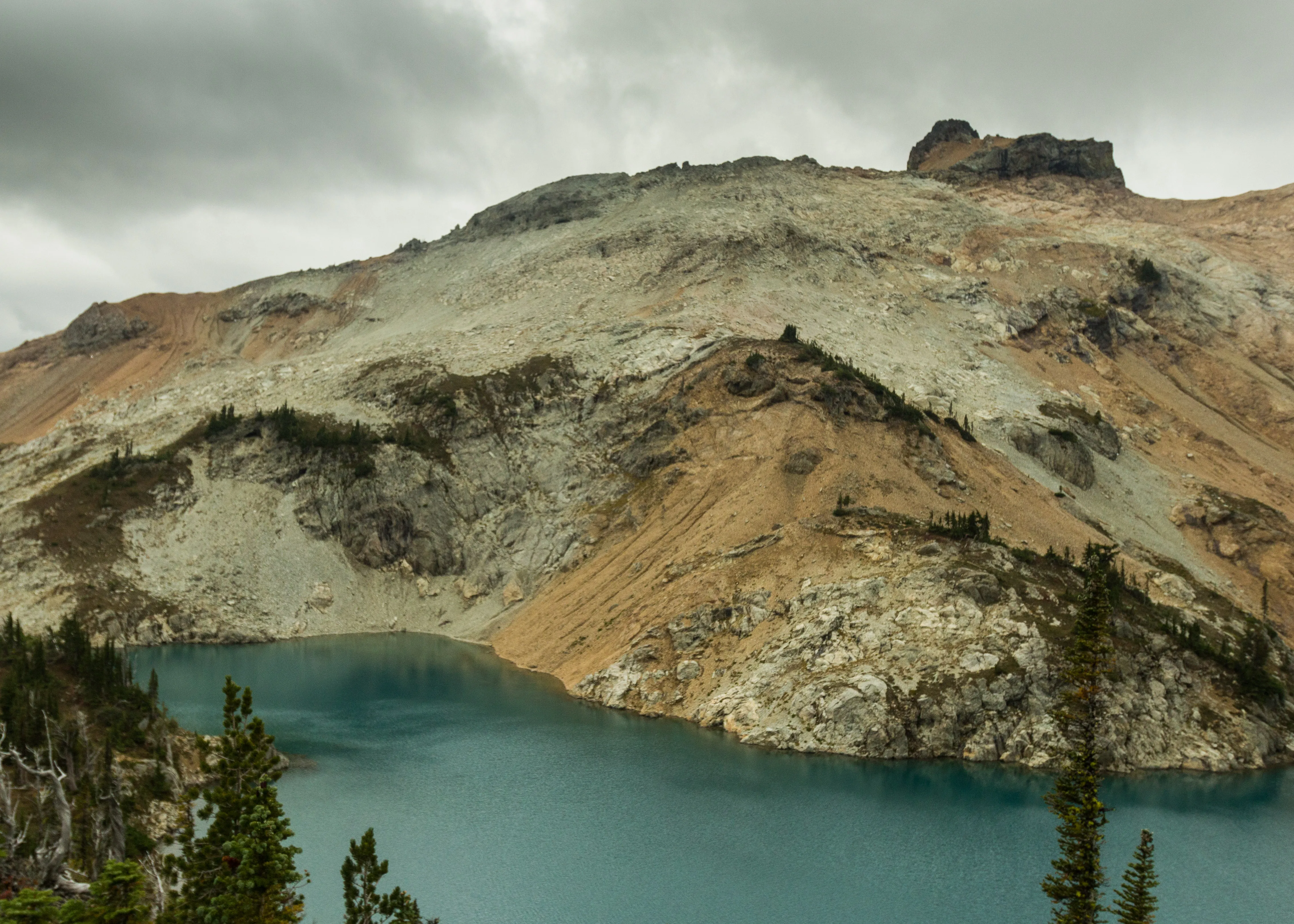 Circle Lake via Cathedral Rock Trailhead