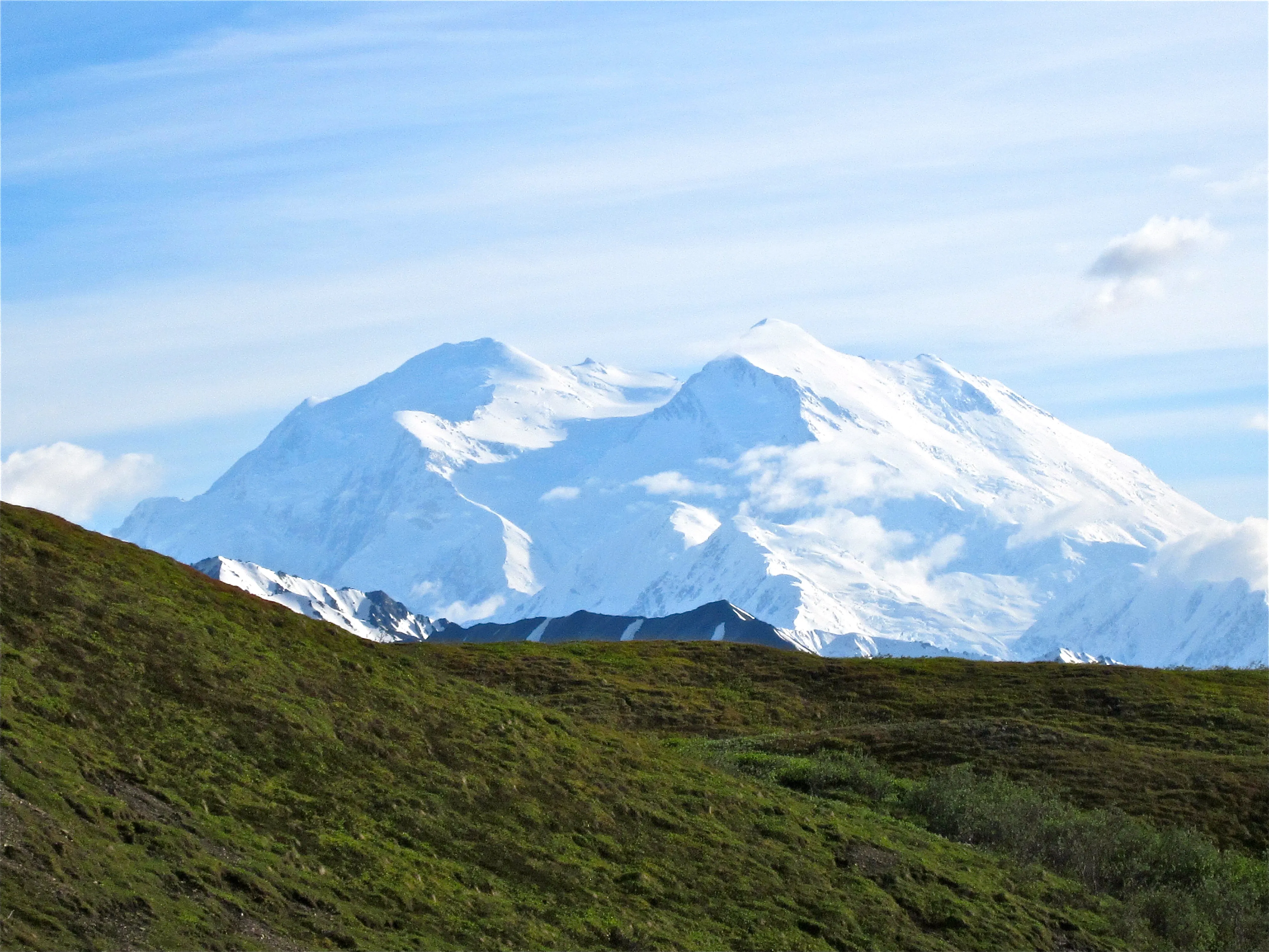 Backpack the Mt. Eielson Loop