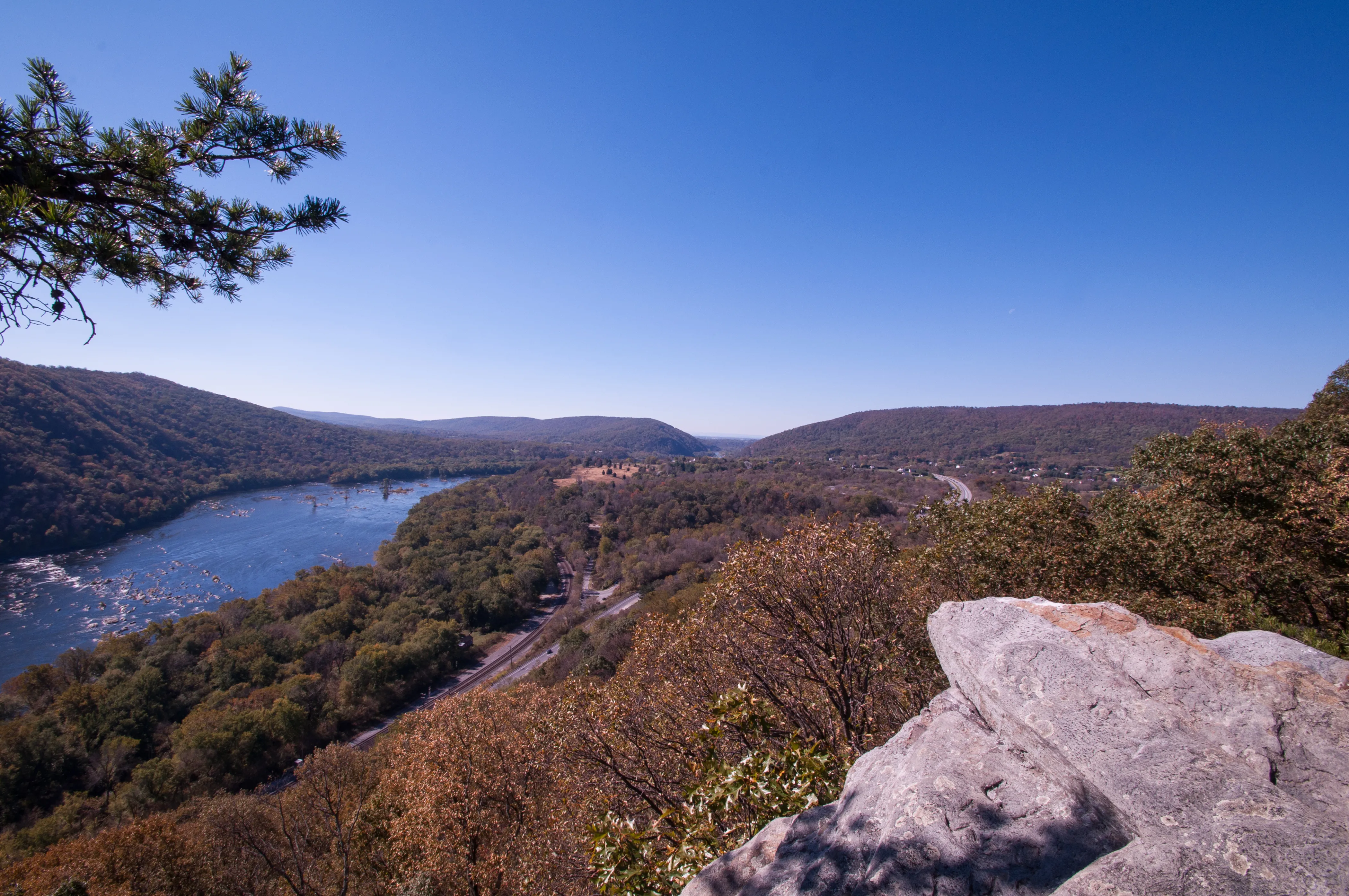 Weverton Cliffs via Appalachian Trail