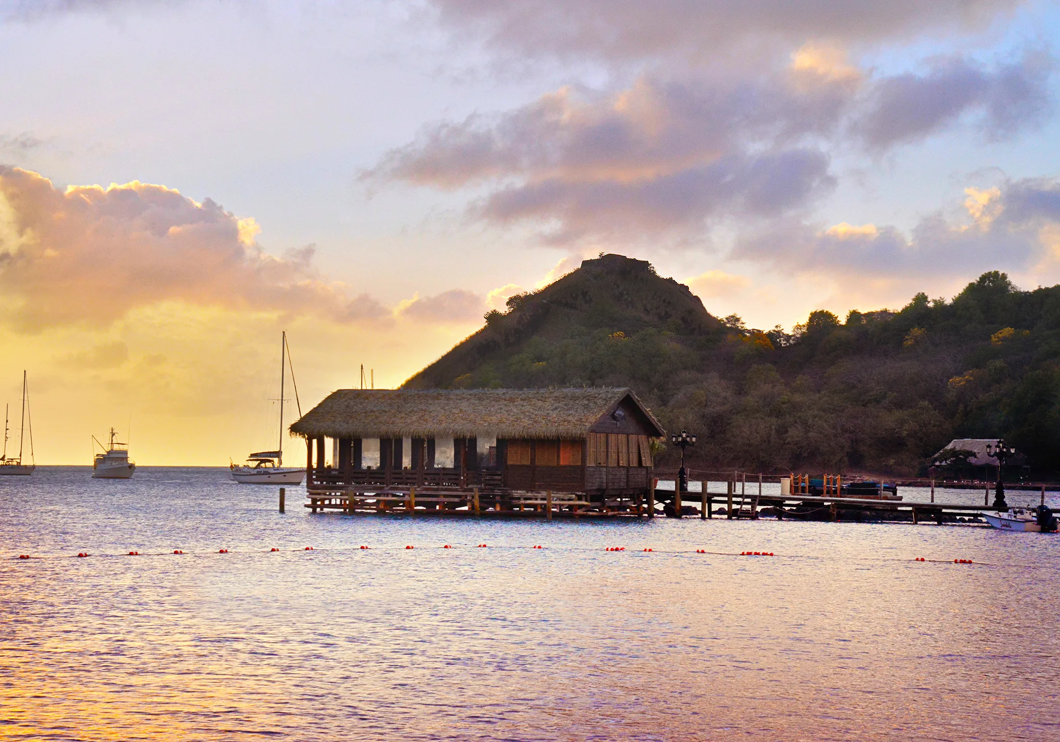 Hike through Pigeon Island National Park
