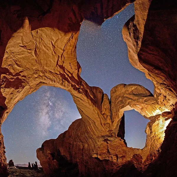 5 Reasons Why You Should Add Arches National Park To Your Bucket List