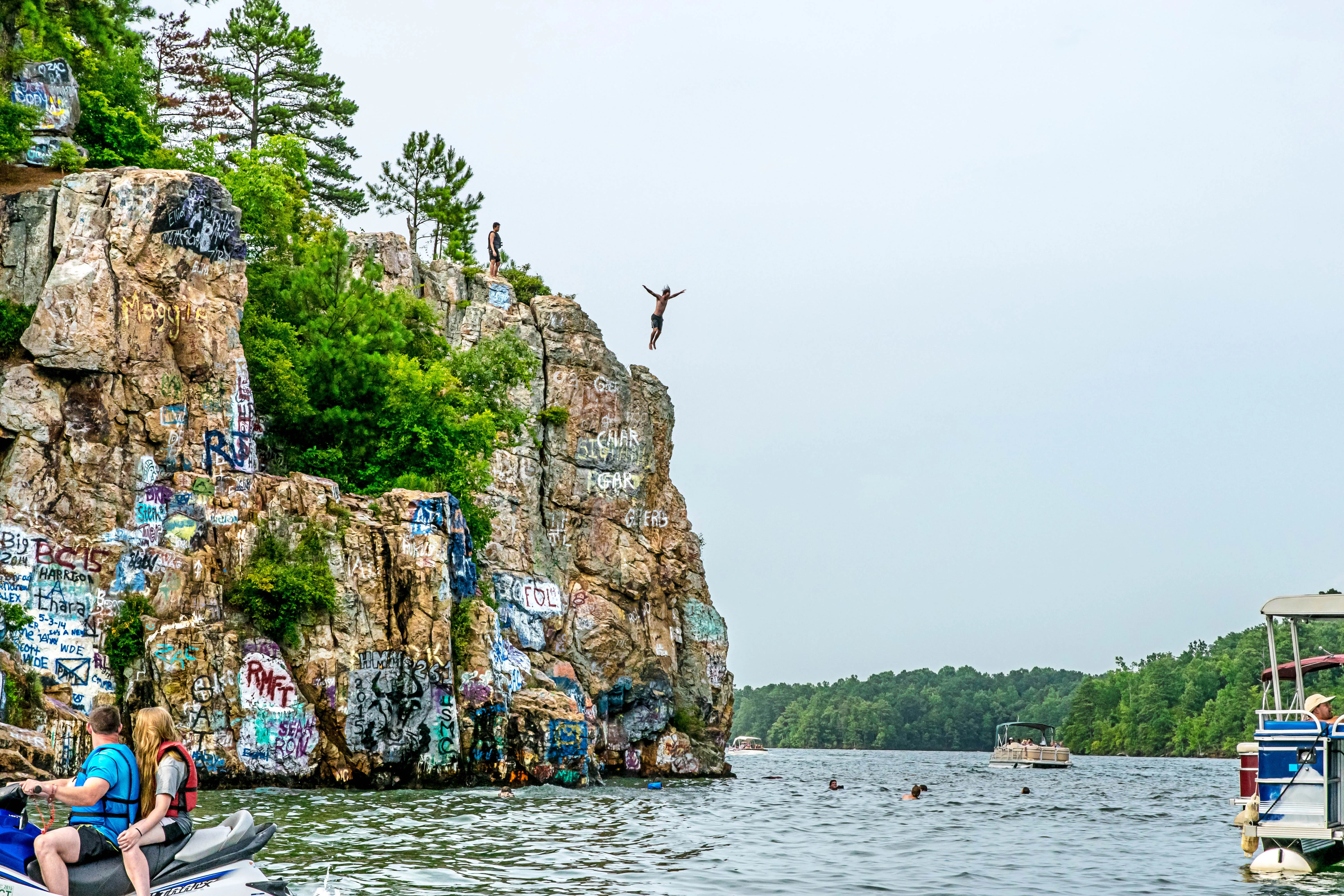 Cliff Jump at Acapulco Rock (Chimney Rock)