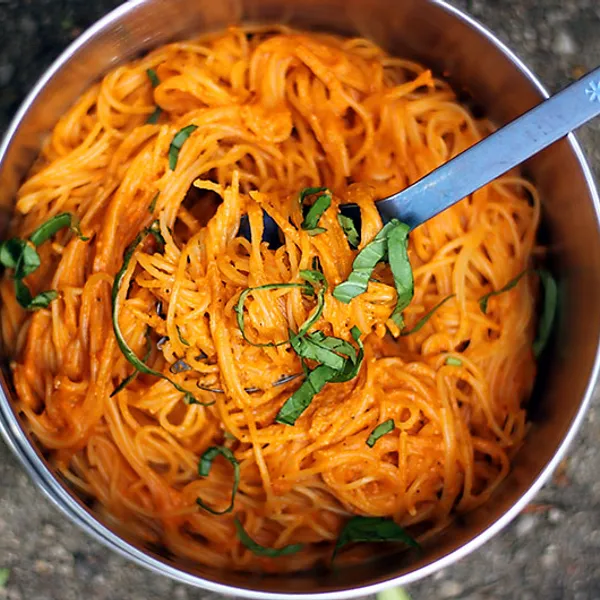 How To Eat Healthy While Camping (Plus 5 Delicious Recipes)