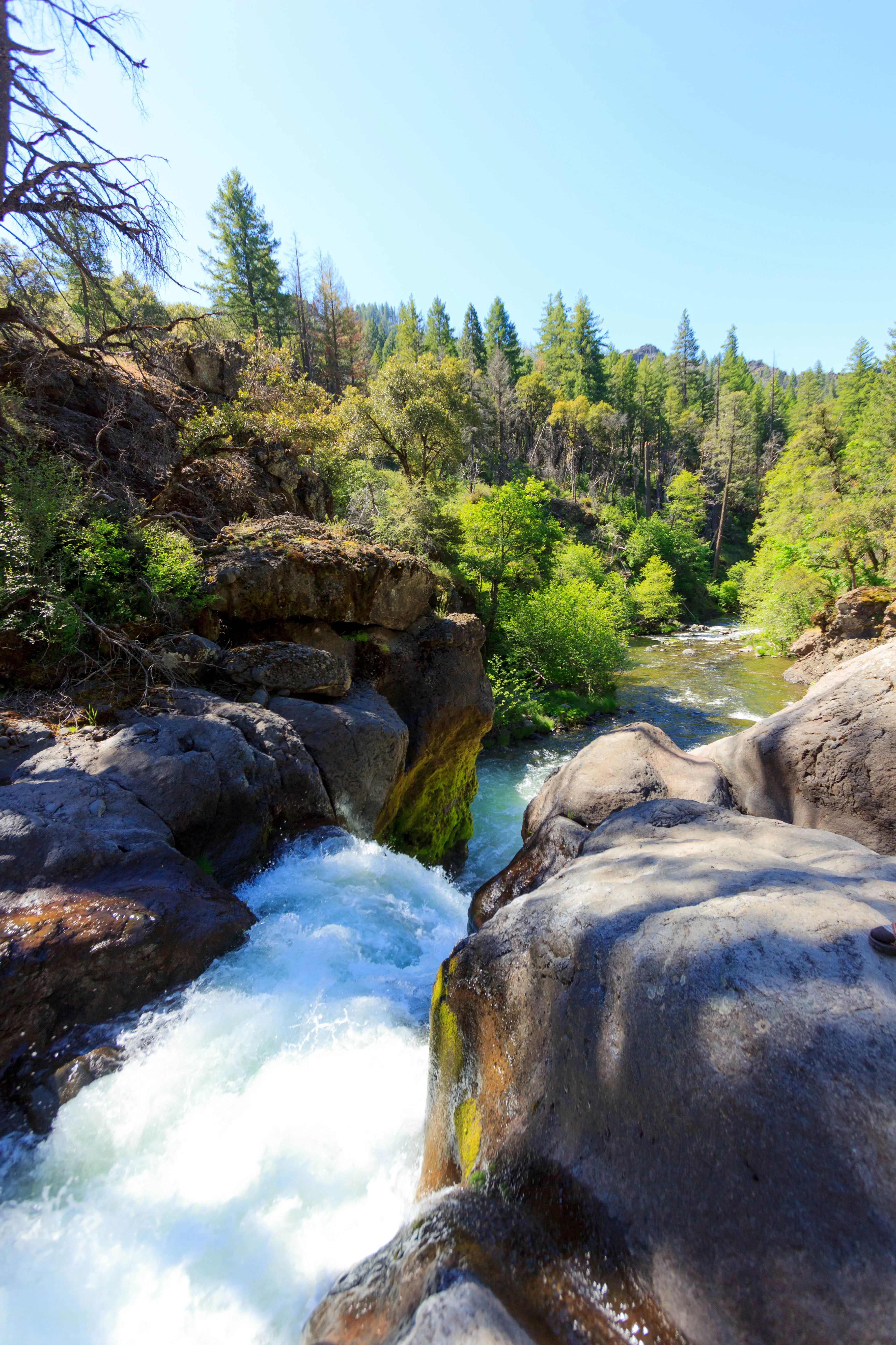 Explore Deer Creek Falls 
