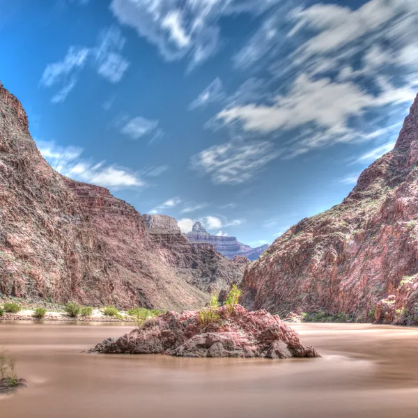 How to Take Long Exposure Photographs at High Noon
