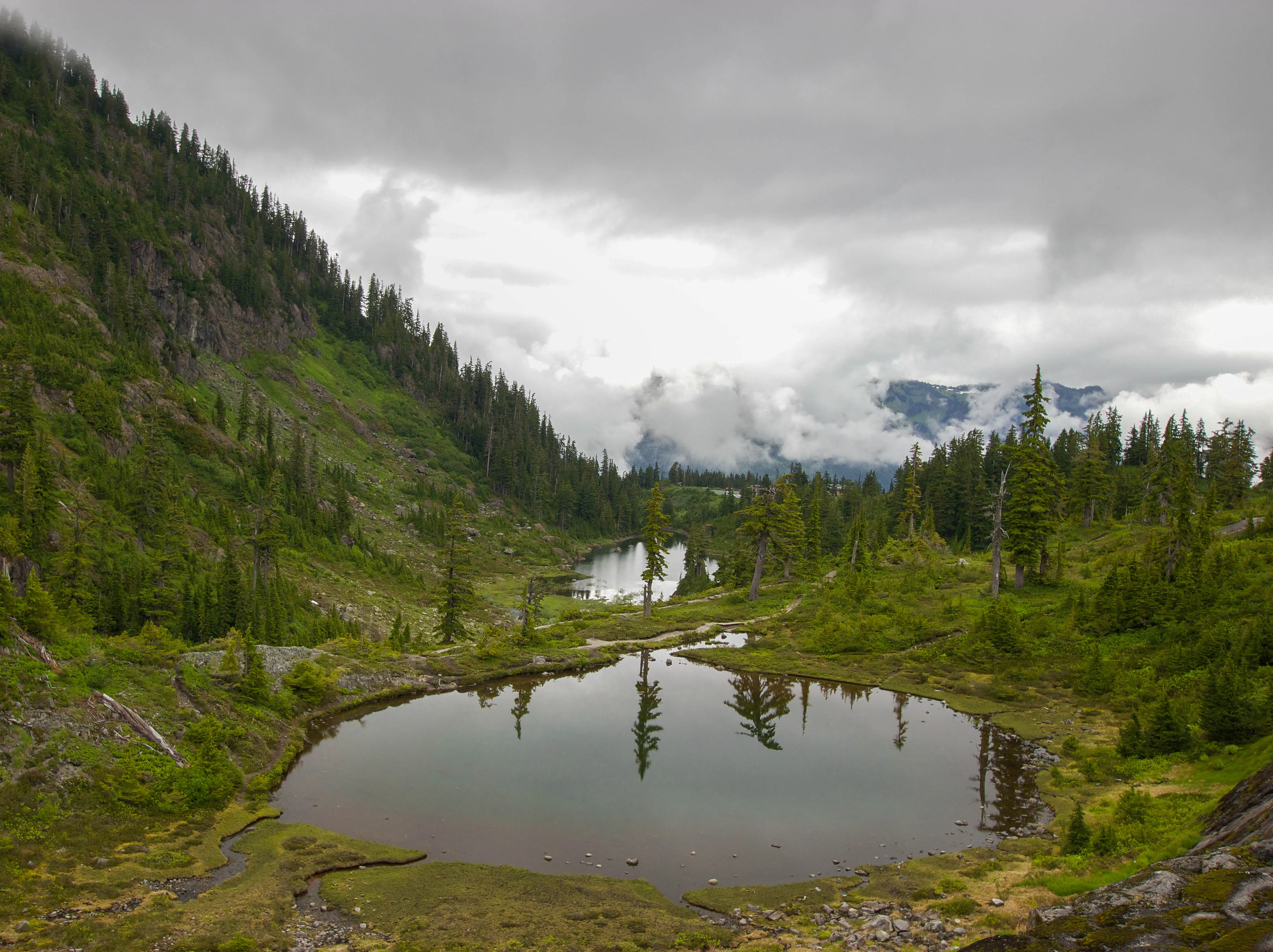 Hike the Fire and Ice Trail