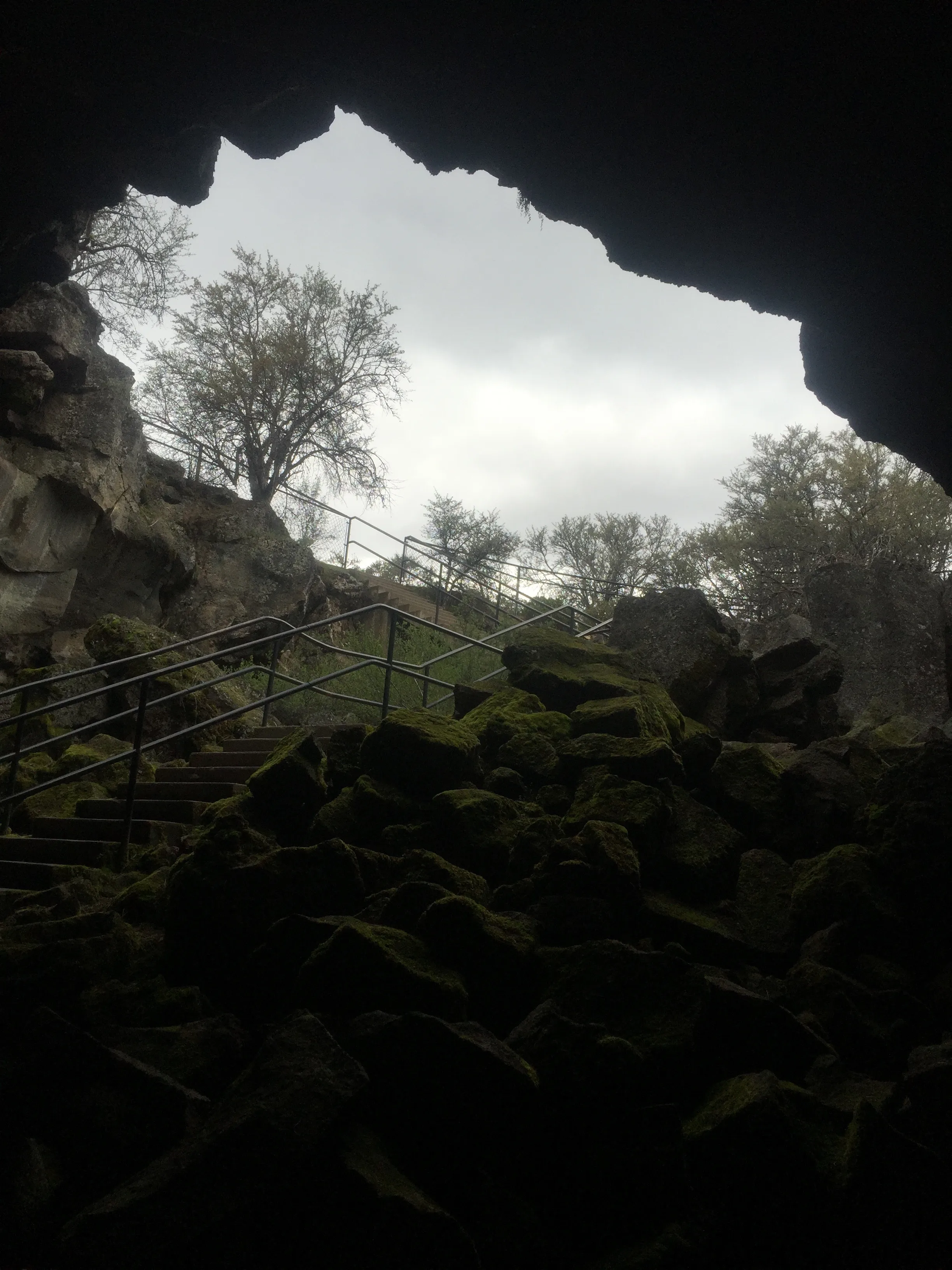 Subway Cave Lava Tubes