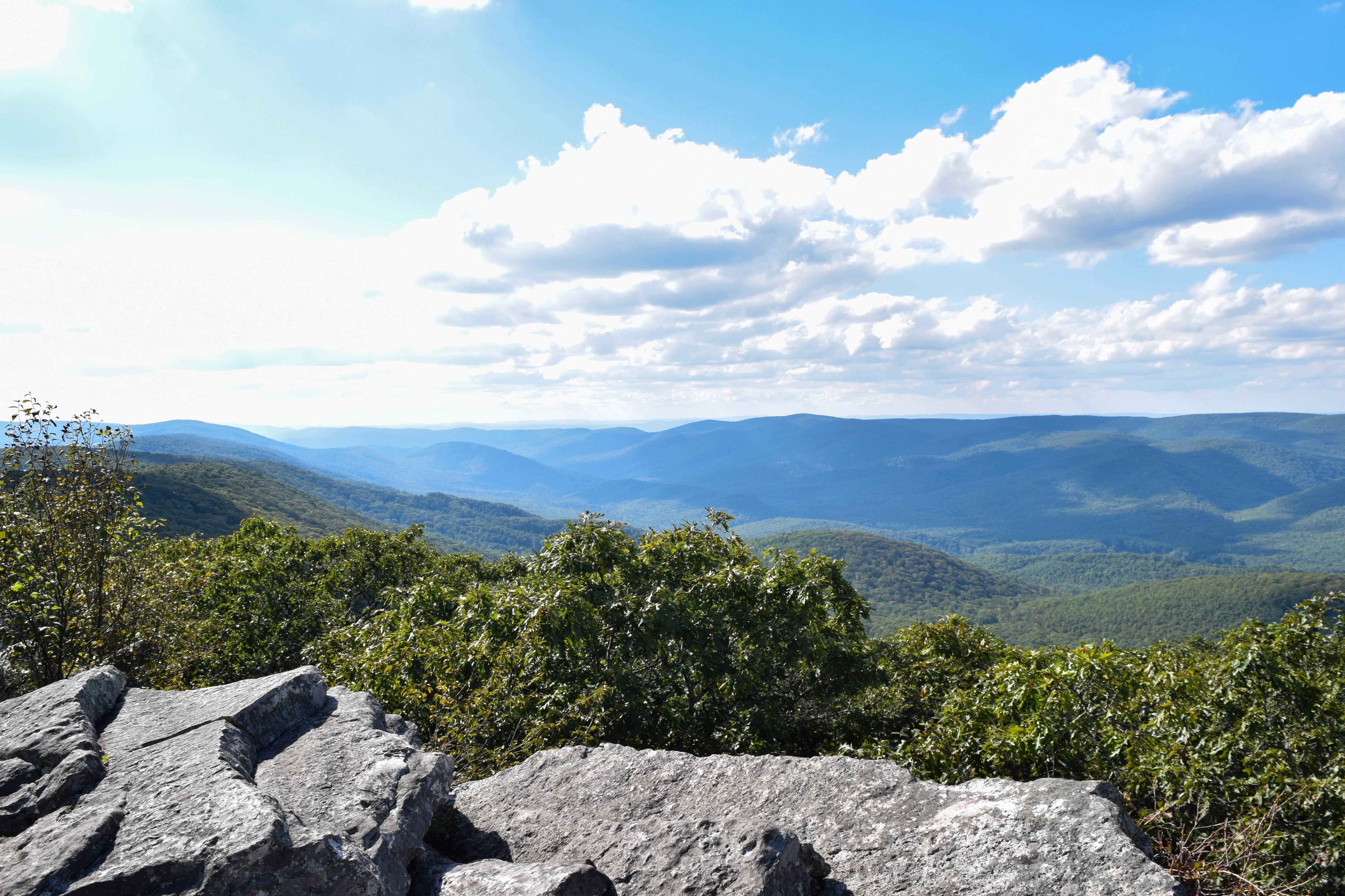 Hike to Wind Rock