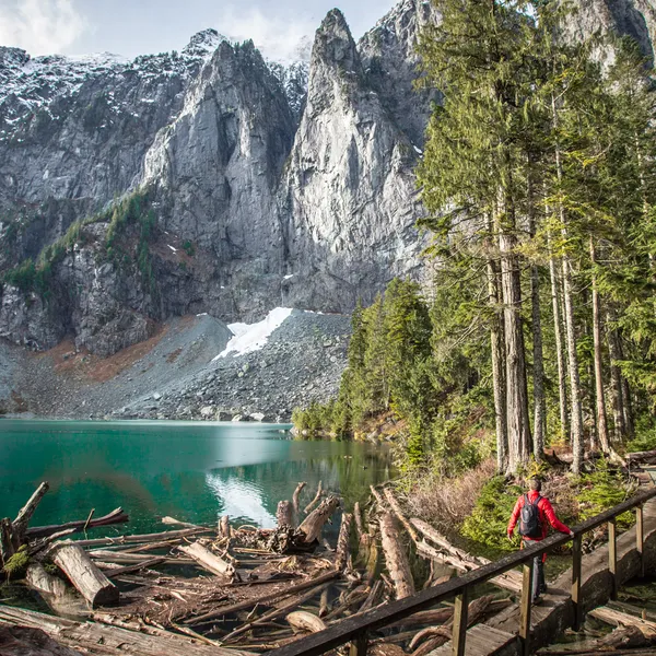 Explore 25 Gorgeous Lakes in Washington