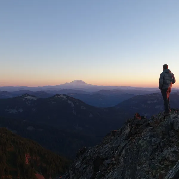 5 Epic Summit Hikes near Seattle