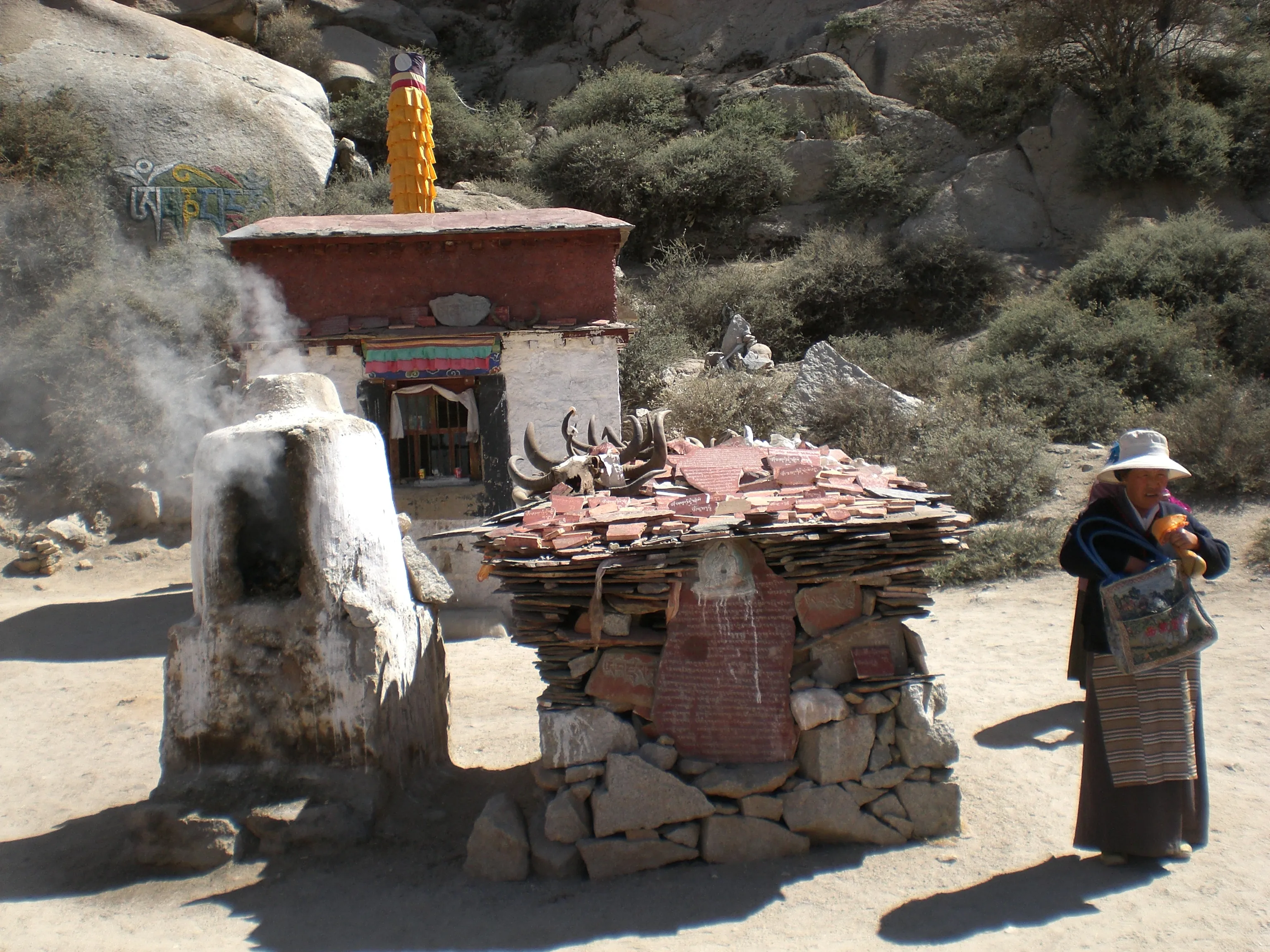 Hike the Sera Kora