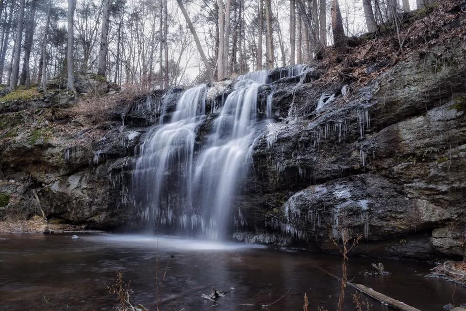 Hike to Glen Falls