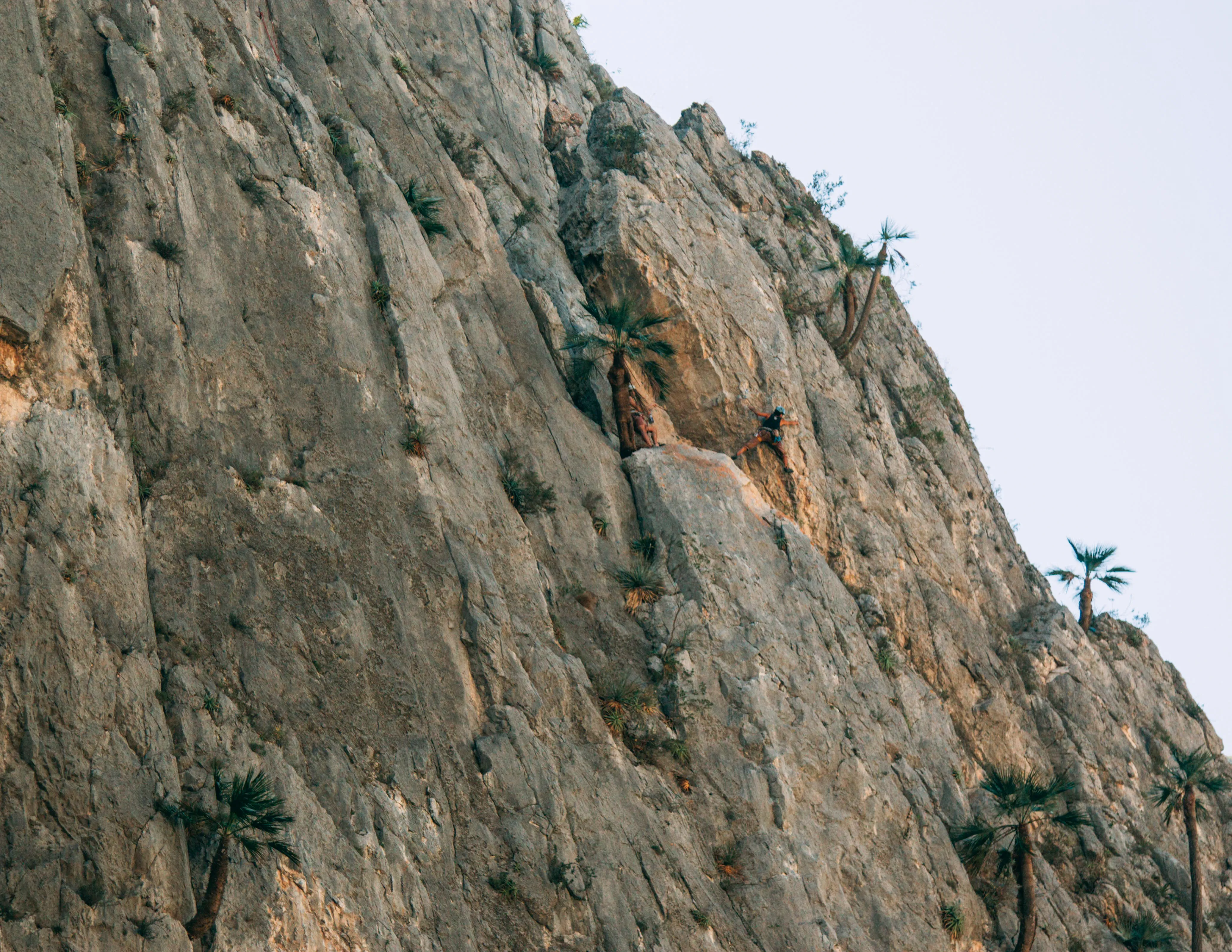 Climb Los Lobos Canyon in Potrero Chico